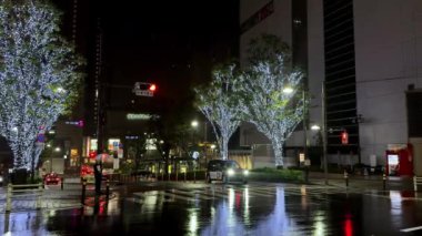 Tokyo, Japonya - 7 Kasım, 2016.00 Japonya 'daki şehir sokaklarının gece ışıkları