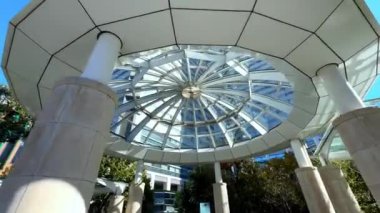 Şehrin modern mimarisi