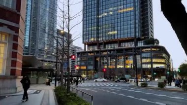 Şehrin modern binası