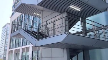 Şehrin modern mimarisi