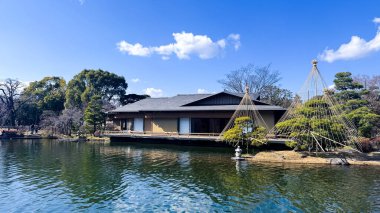 Parktaki güzel mimari