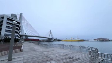 Stockholm şehrindeki köprünün manzarası