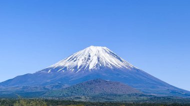 Yamanako Gölü 'nden güzel Fuji Dağı manzarası