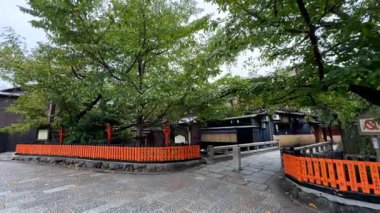 Şehrin güzel mimarisi.