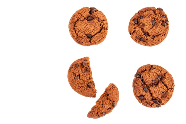 巧克力饼干在透明的背景下被分离出来 甜饼干 — 图库照片