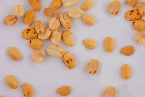 Heapof Roasted Peanuts Close White Isolated — Stock Photo, Image