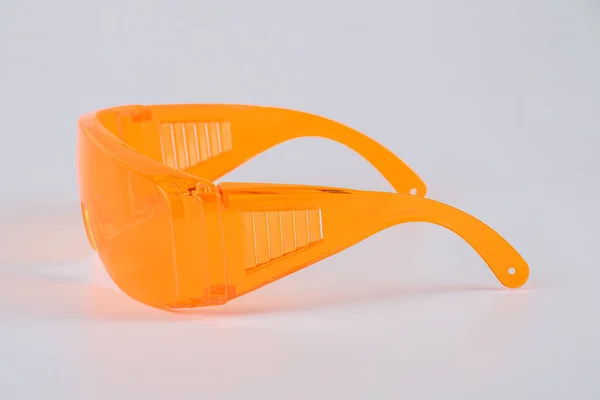 Oranje Zonnebril Geïsoleerd Witte Achtergrond — Stockfoto