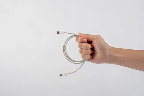 Hand Och Usb Kabel Isolerad Vit Bakgrund — Stockfoto