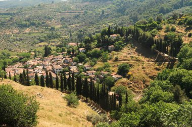 İzmir 'in Sirince ilçesine ve çevresindeki manzaraya muhteşem bir bakış açısı, 2022