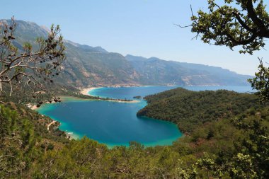 Oludeniz Körfezi, Oludeniz Sahili, Mavi Göl, Oludeniz, Türkiye 2022