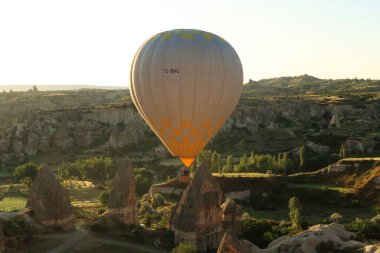 Hristiyan tavan freski, Sandal Kilisesi içinde resim, Carikli Kilise Goreme Açık Hava Müzesi, Goreme, Kapadokya, Türkiye 2022