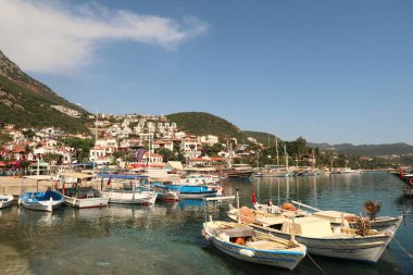 26 Mayıs 2022 'de Türkiye' nin Kas limanındaki tekneler