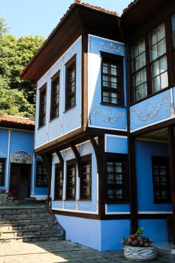 Hindliyan Evi, avlusundan, Filibe, Plowdiw, Bulgaristan 2022 'de görülen Ulusal Uyanış Mimarisinin bir örneği.