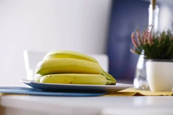 Plátanos Verdes Inmaduros Cocina — Foto de Stock