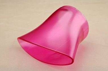 Saç kurutma makinesi pembe eklentisi