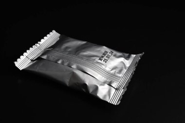 Keskin kenarlı ambalaj çantası 03