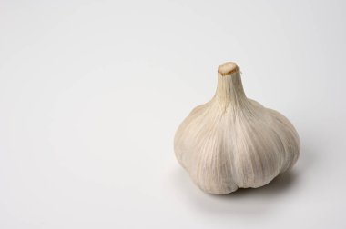 02 numaralı sarımsak.