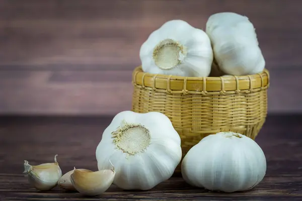 Fresh Garlic Wood Background Food Healty Concept — Stock Photo, Image