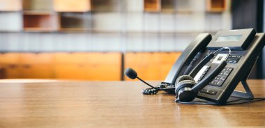 İletişim desteği, çağrı merkezi ve müşteri hizmetleri yardım masası (çağrı merkezi) konsepti