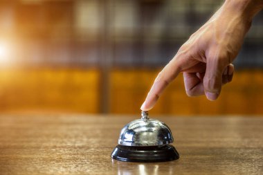 Otel servisi zili, birinci sınıf hizmet işi kavramı..