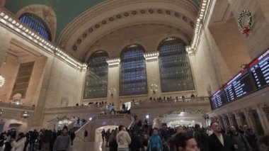 NEW YORK, ABD - 30 Kasım 2024: Grand Central Terminali New York 'un Önemli Tarihi Simgesi ve Tarihi Simgesi