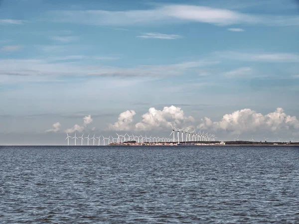 Skyline Van Stad Urk Windpark Noordoostpolder Aan Oostkust Ijsselmeer Nederland — Stockfoto