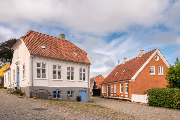 Mariager Dinamarca 2023 Escena Callejera Calles Adoquinadas Con Casas Históricas — Foto de Stock