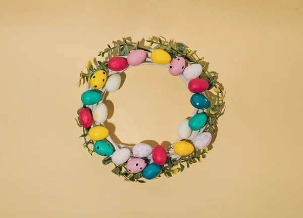 Easter Wreath Pastel Background Minimal Easter Holiday Concept — Stock Photo, Image