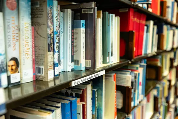 Melbourne Australia April 2024 Book Shelf State Library — Stock Photo, Image