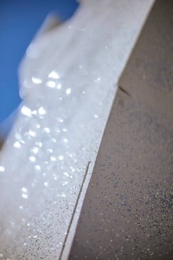 Allees de Tourny 'deki Noel pazarında, şenlikli dekorasyonların yer aldığı bir pavyon duvarı. Bordeaux, Gironde, Yeni Aquitaine, Fransa.