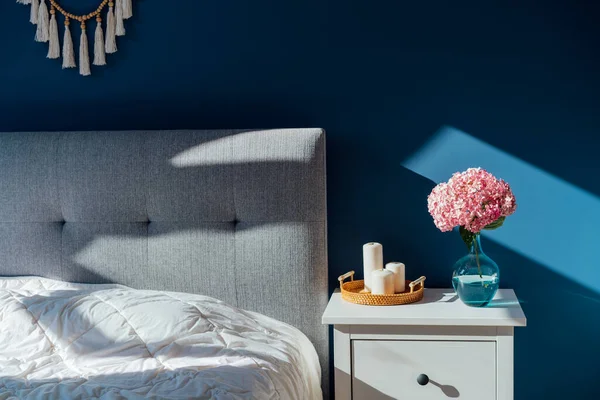 Cozy Bedroom Navy Blue Walls Boho Home Interior Decor Macrame — Stock Photo, Image