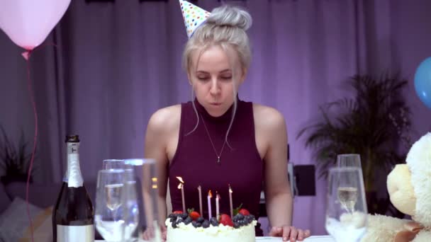 Portrait Happy Excited Woman Birthday Blowing Candles Her Birthday Cake Clip De Vídeo