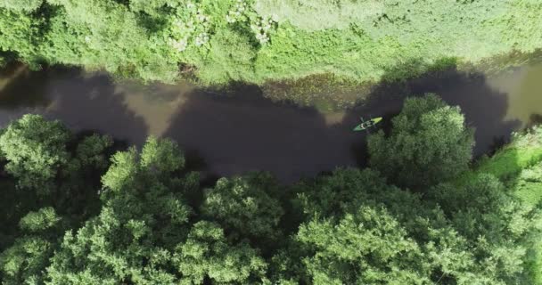Planeta Verde Vista Caiaque Uma Altura Exploradores Flutuando Rio Uma — Vídeo de Stock