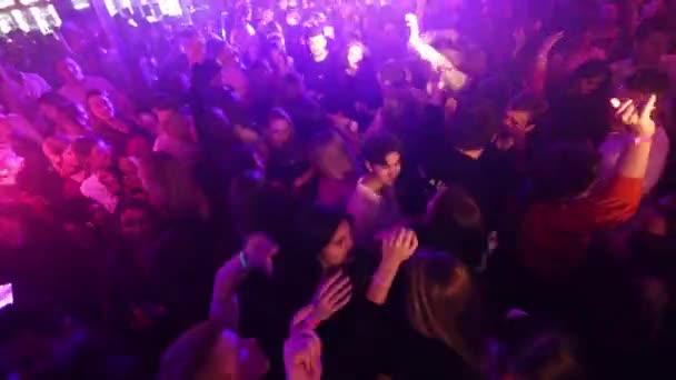 Belarus Minsk November 2022 Nightlife Young People Having Fun Dancing — Stock Video