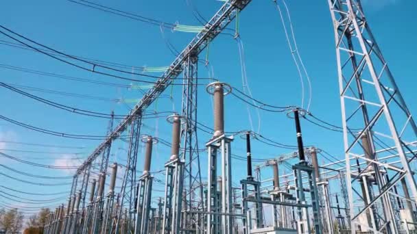 Pohled Elektrická Vedení Vedení Elektrických Převodů Pohled Ocelové Věže Dráty — Stock video