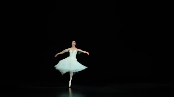 Balletto Ballerina Graziosa Abito Bianco Danza Eseguire Piroette Elementi Coreografici — Video Stock