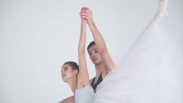 Dramatic Couple Classical Ballet Dancers Rehearsing Dance Romantic Dance Ballet — Stock Video
