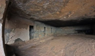 Karla Mağarası, Pune, Maharashtra, Hindistan 'ın Budist Kaya Kesimi Mimarı