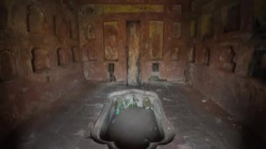 Gwalior Kalesi 'nin Mimari Mirası: Sanatçılık, Güç ve Kültür Mirasının Harmanlanması