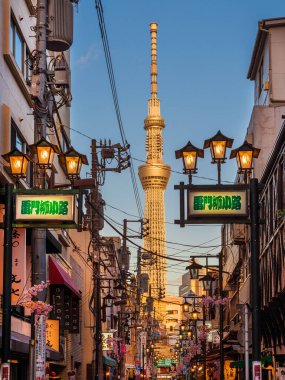 Tokyo, JAPAN, MARCH 21, 2019 - View of the famous Tokyo Skytree from Kaminarimon Yanagi-kji Street in old Asakusa district