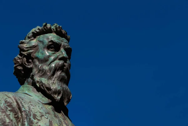 Benvenuto Cellini Slavný Italský Renesanční Zlatník Sochař Starý Bronzový Památník — Stock fotografie