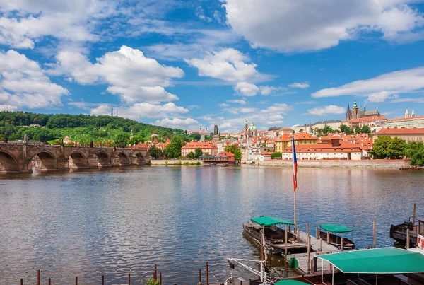 Utsikt Över Prag Mala Strana Gamla Stadsdel Och Floden Vltava — Stockfoto