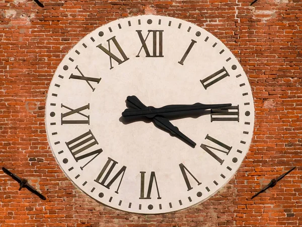 Hora Horas Reloj Viejo Con Números Romanos — Foto de Stock