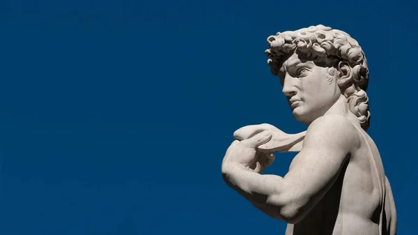 Michelangelo David Masterpiece Sculpture Symbol Italian Renaissance Outdoor Replica Florence — Stock Photo, Image