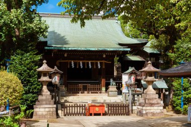 Tokyo, Japonya, Ekim 18, 2023 Japonya 'da dini mimari. Tokyo 'daki Ueno Park' taki Gojoten Tapınağı
