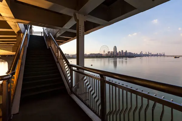 Dubai, uae - 10 Aralık, 2 0: 18 Dubai marinası Dubai, Dubai