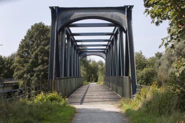Antoing, Belçika 'da eski çelik köprü