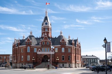 Stratford Pazar Meydanı baharı