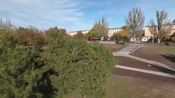 Mariupol Gündüzleri Huzurlu Bir Şehir Yüksek Kalite Drone Görüntüsü — Stok video