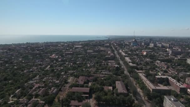 Pokojowe Miasto Wieżowce Azowstal Zniszczony 2022 Ulice Jasne Słońce Dym — Wideo stockowe
